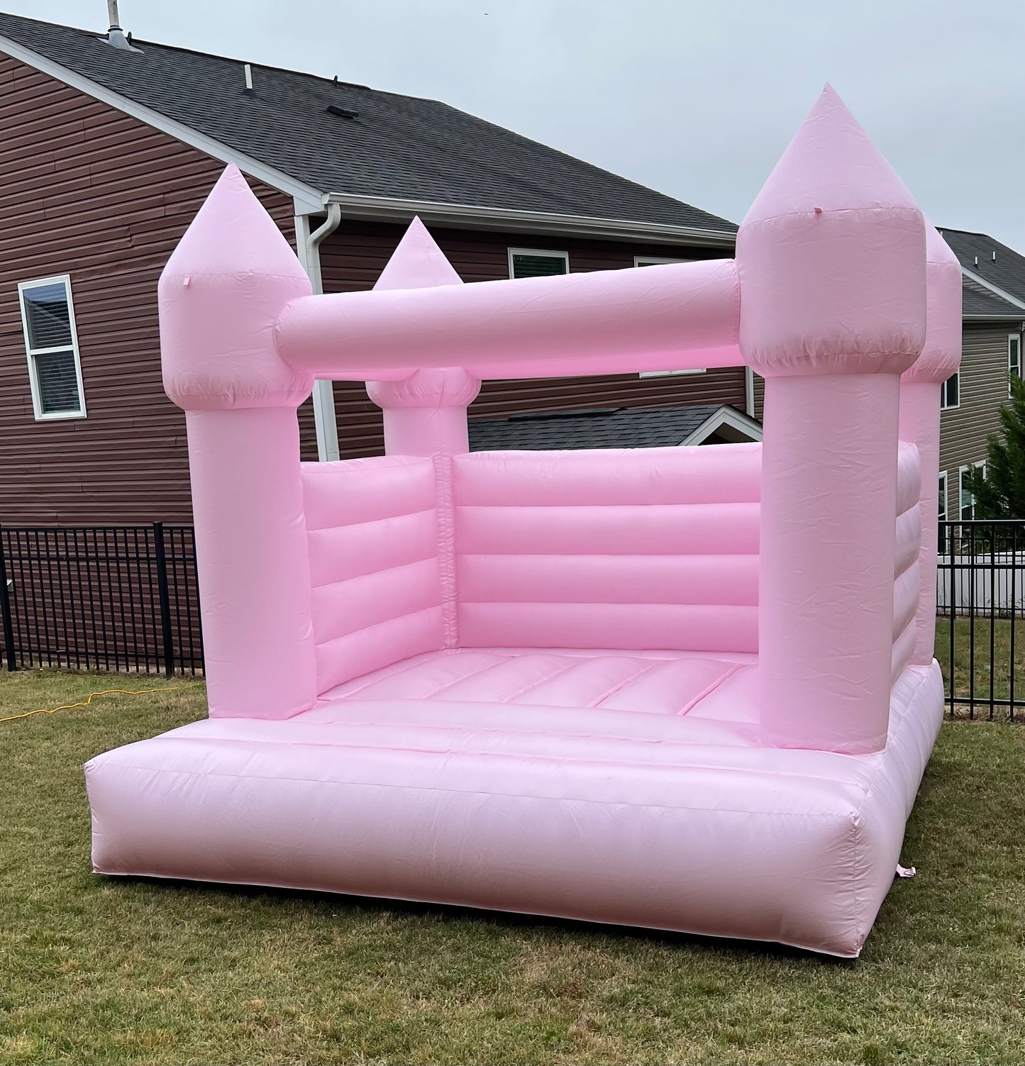 COTTON CANDY BOUNCE CASTLE